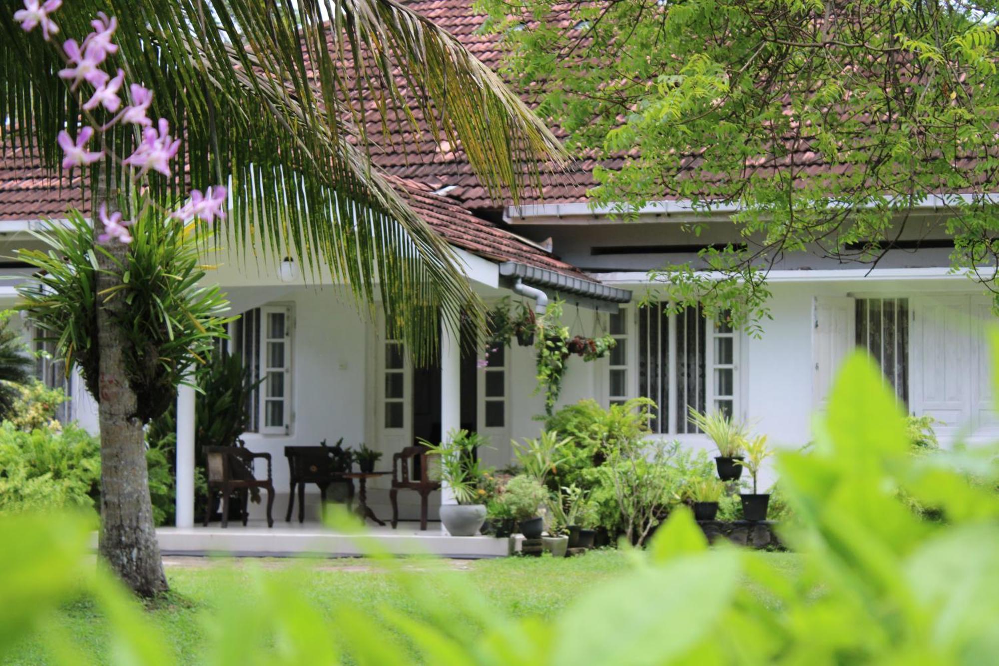 فندق Sun And Surf Rest آهانغاما المظهر الخارجي الصورة