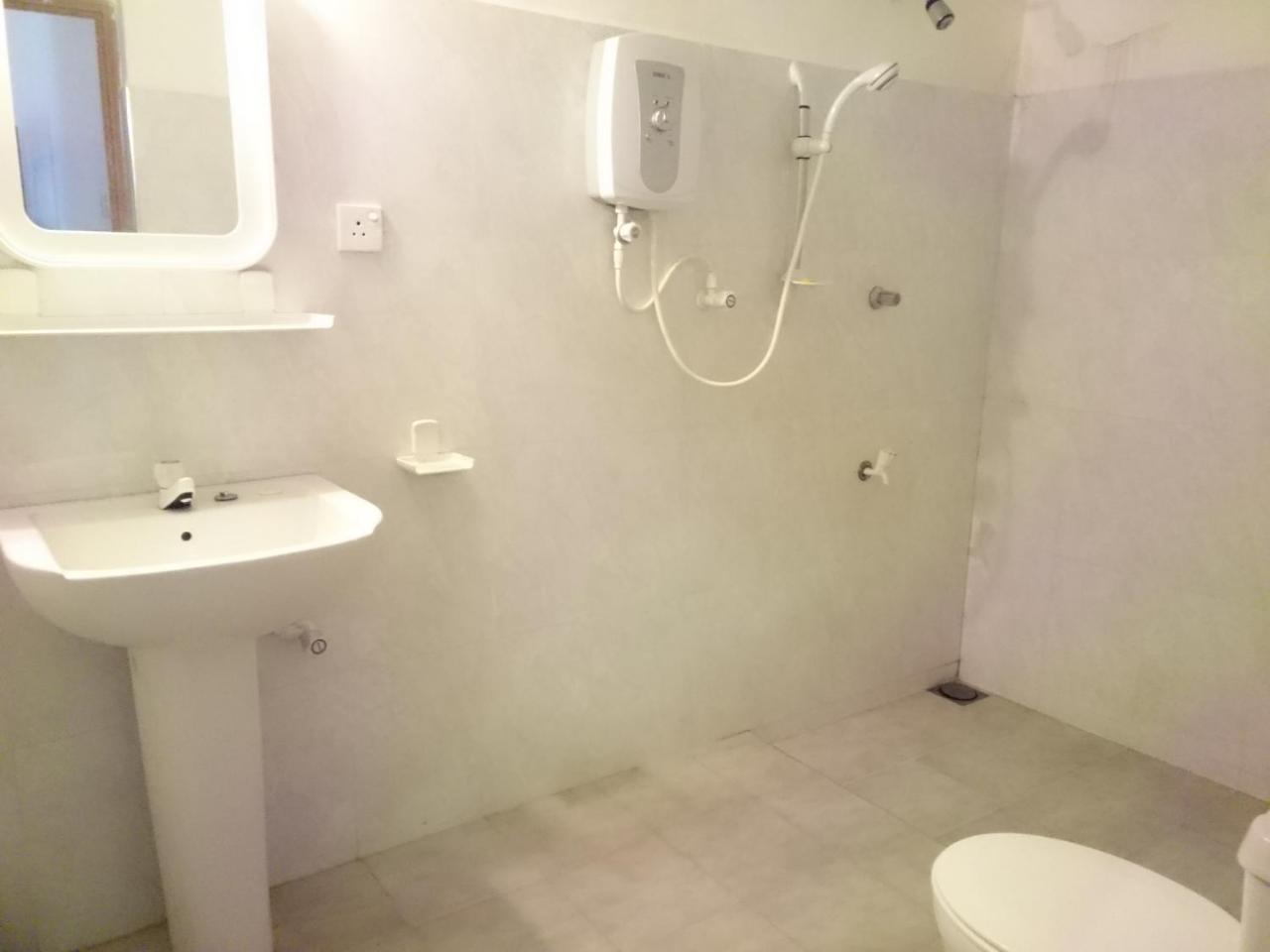 فندق Sun And Surf Rest آهانغاما المظهر الخارجي الصورة